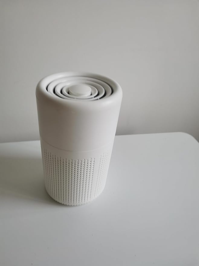 Small Air Purifier for Bedroom Home: Personal Desk Mini Air Purifier – Filters Smoke Dander Hair Odors - 20dB Pet Air Purifiers Fresheners Cleaner for Desktop,Office,Kitchen