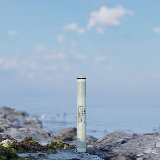 Max Water 25" x 21" SW-2521 RO Membrane Element- Sea Water RO 350 GPD for Desalination, Commercial, Agricultural, Municipal water Treatment, 99.6% Rejection Rate compatible with SW30-2521 M-S2521A