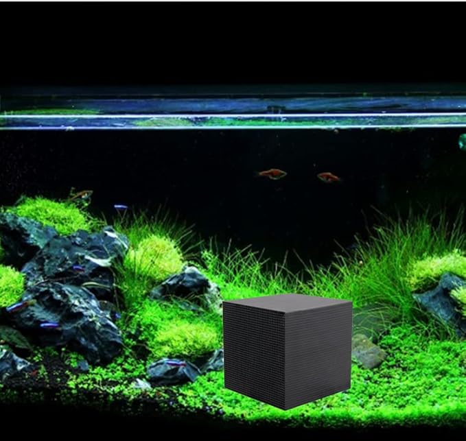 Gigicloud 1PCS Activated Carbon Aquarium Filter, Cube Honeycomb Structure Charcoal Deodorant Fish Tank Water Purifier Activated Charcoal Cubes for Pools Water Purification