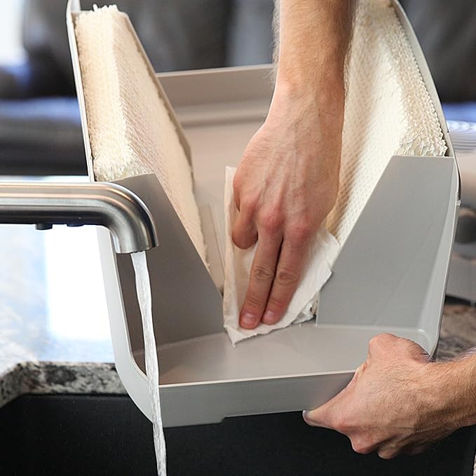 Vornado Evap40 4-Gallon Evaporative Humidifier, Adjustable Humidistat, 3 Speed Settings, Coverage up to 1,000 sqft, 4-Gallon Output (24 Hrs), Dual Tank, Perfect for Home, Bedroom, and Large Spaces