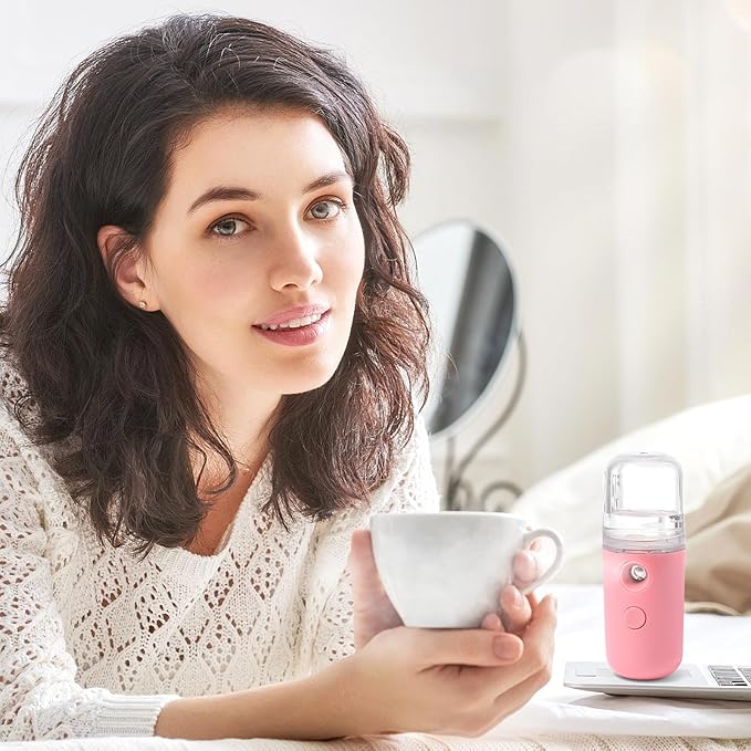 1pc Usb Spray Humidifier Moistener with Ultrasonic Aromatherapy for Home Office and Car Easy to Clean Rechargeable Present Pink