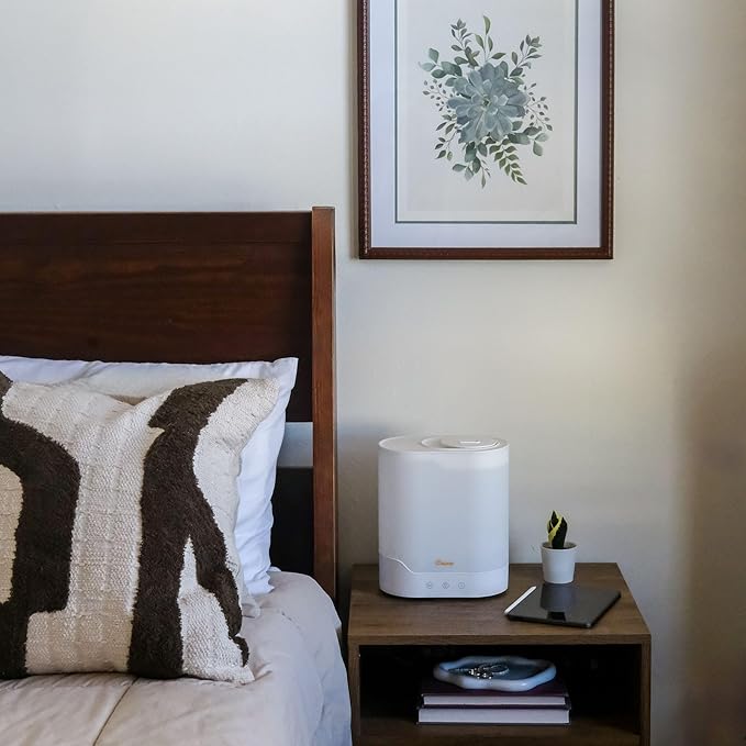 Crane 0.7 Gallon Top Fill Cool Mist Humidifier and Aroma Diffuser, with Color-Changing Night Light and Aroma Diffuser Function, Humidifier For Bedroom, Office or Nursery