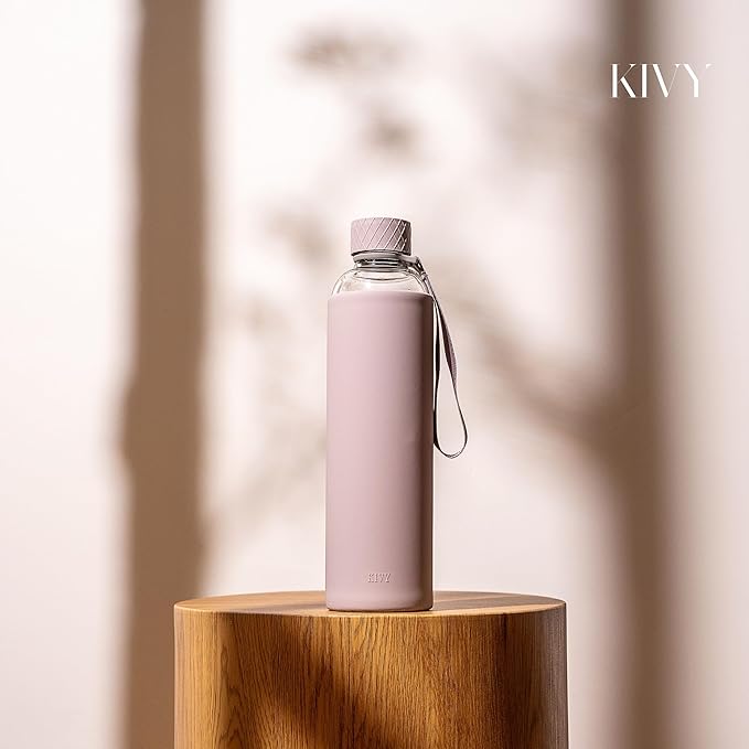 KIVY Glass Water Bottle with Silicone Sleeve 32 oz [WITH MEASUREMENT] - Borosilicate Glass Water Bottle Screw Top - Clear Bottles with Measurement Marking - Slim Waterbottle Aesthetic - Taupe