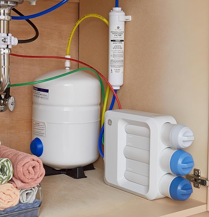 GE Reverse Osmosis Under Sink Remineralization & Replacement Filter, Fits GE GXRV40TBN, GXRQ18NBN, GNRQ18NBN Filtration Systems, Replace Every 12 Months, FQ18RT