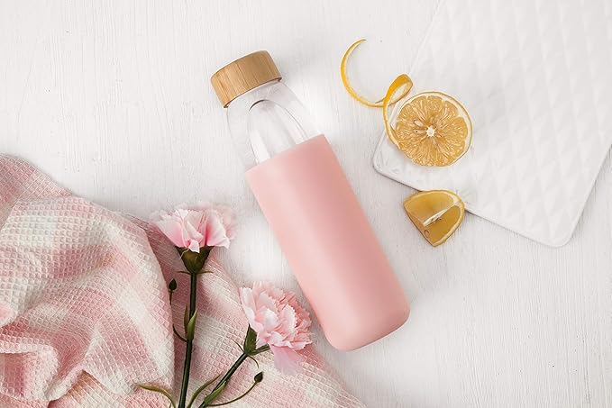 veegoal 18 Oz Borosilicate Glass Water Bottles with Bamboo Lid, BPA-FREE, Non-Slip Silicone Sleeve, and Stainless Steel Leak Proof Lid - Reusable Glass Bottle for Men and Women